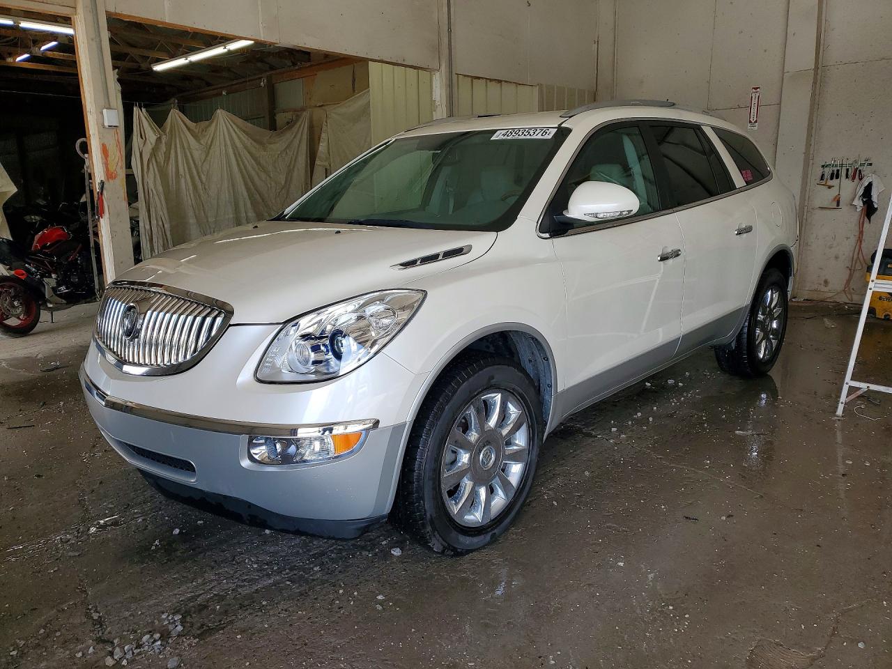 BUICK ENCLAVE 2011