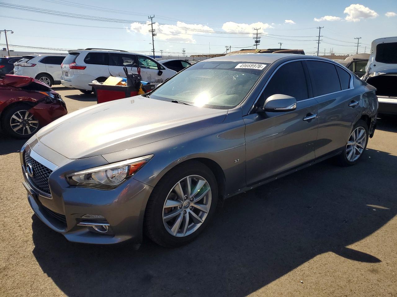 INFINITI Q50 2015