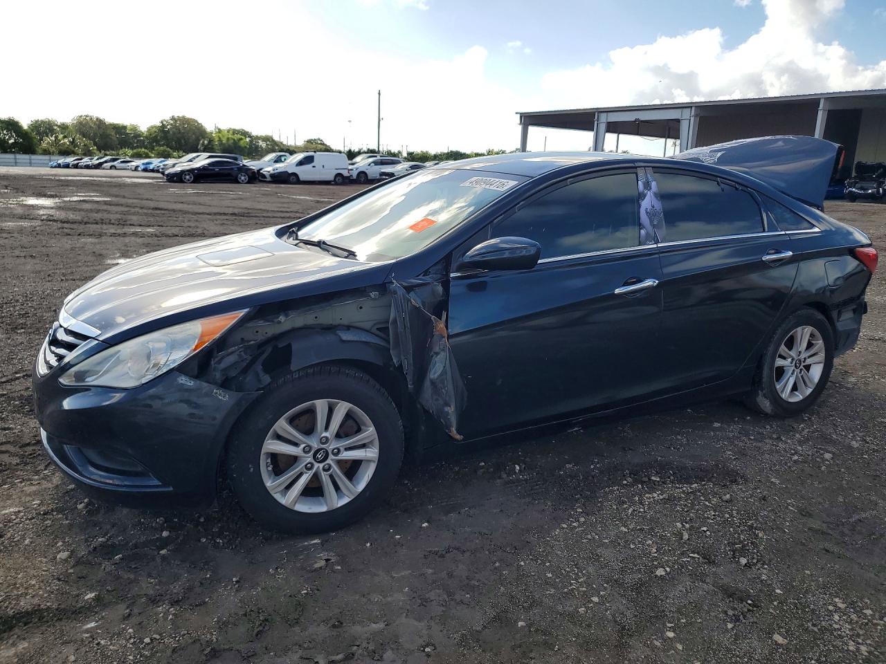 HYUNDAI ACCENT 2013