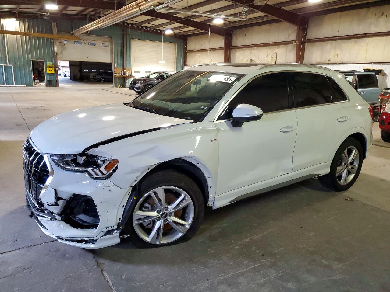 AUDI Q3 2024