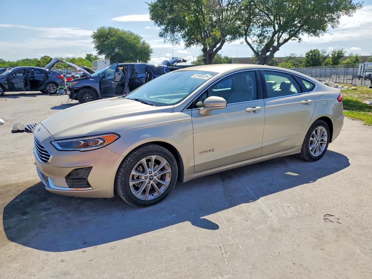 FORD FUSION 2019