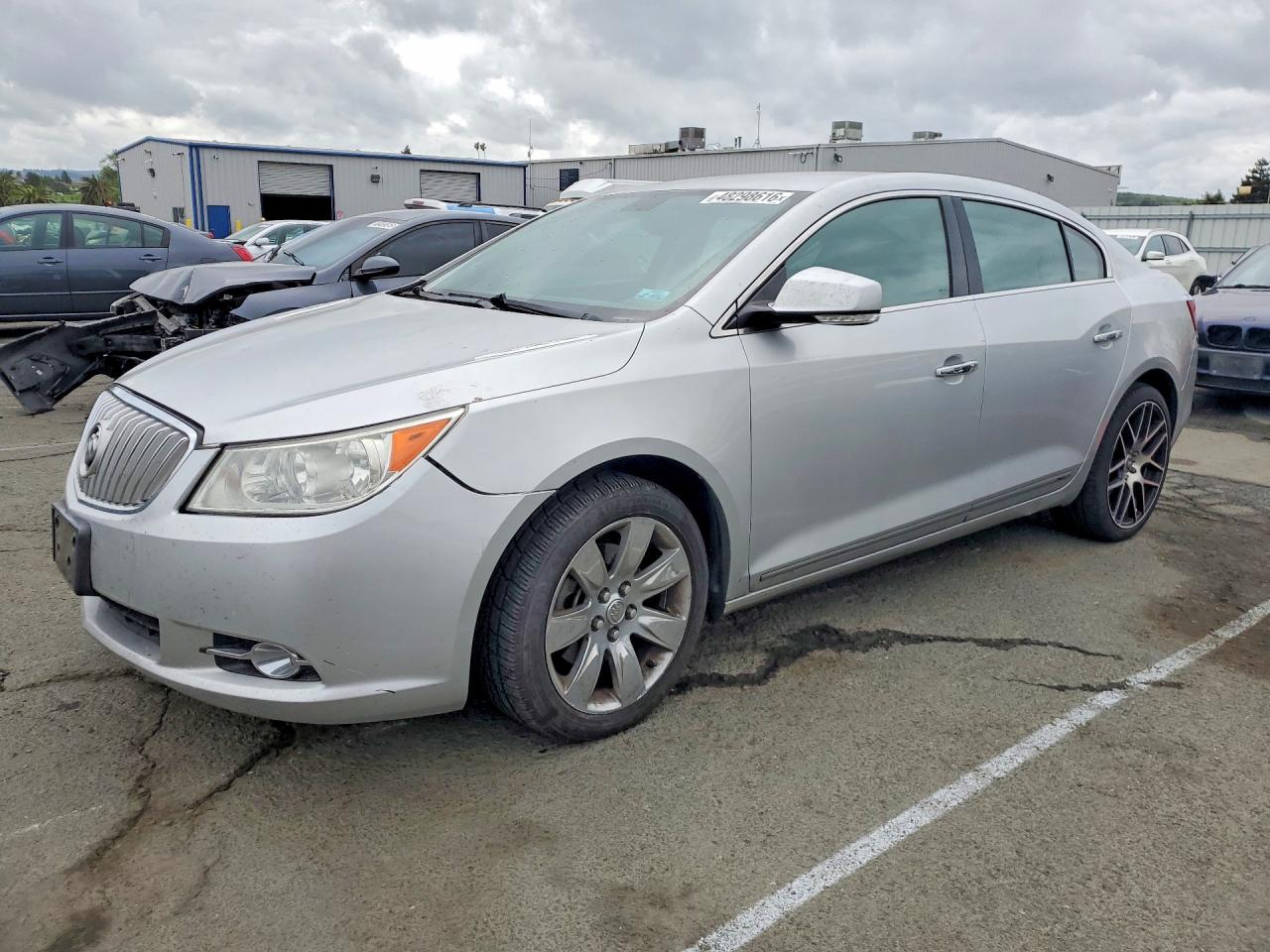 BUICK LACROSSE 2011