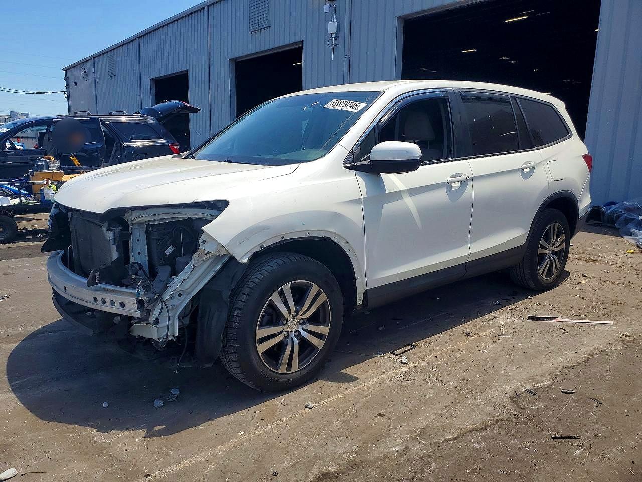 HONDA PILOT 2016