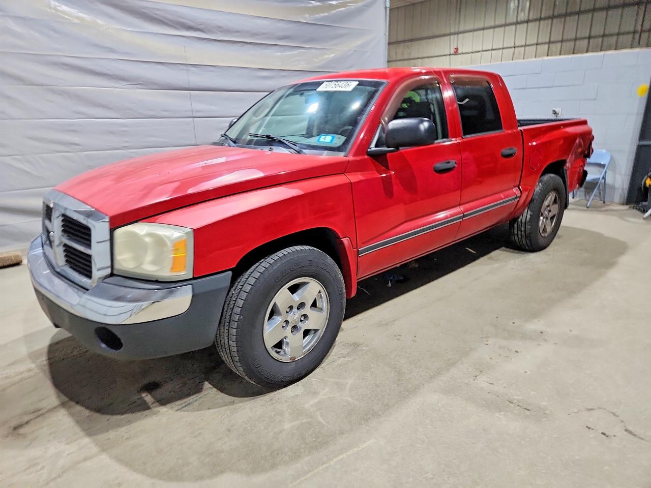 DODGE DAKOTA 2005