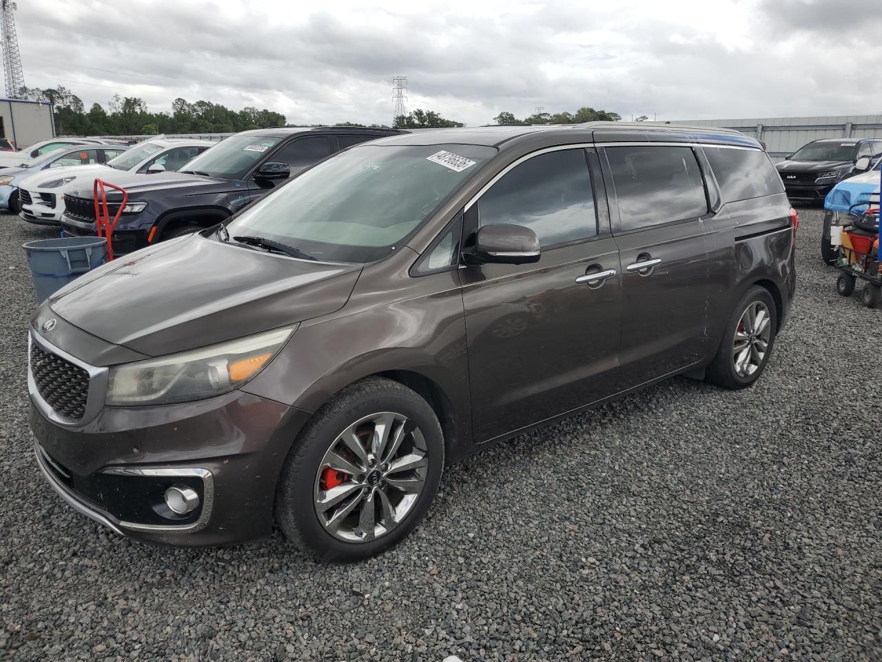 KIA SEDONA 2015