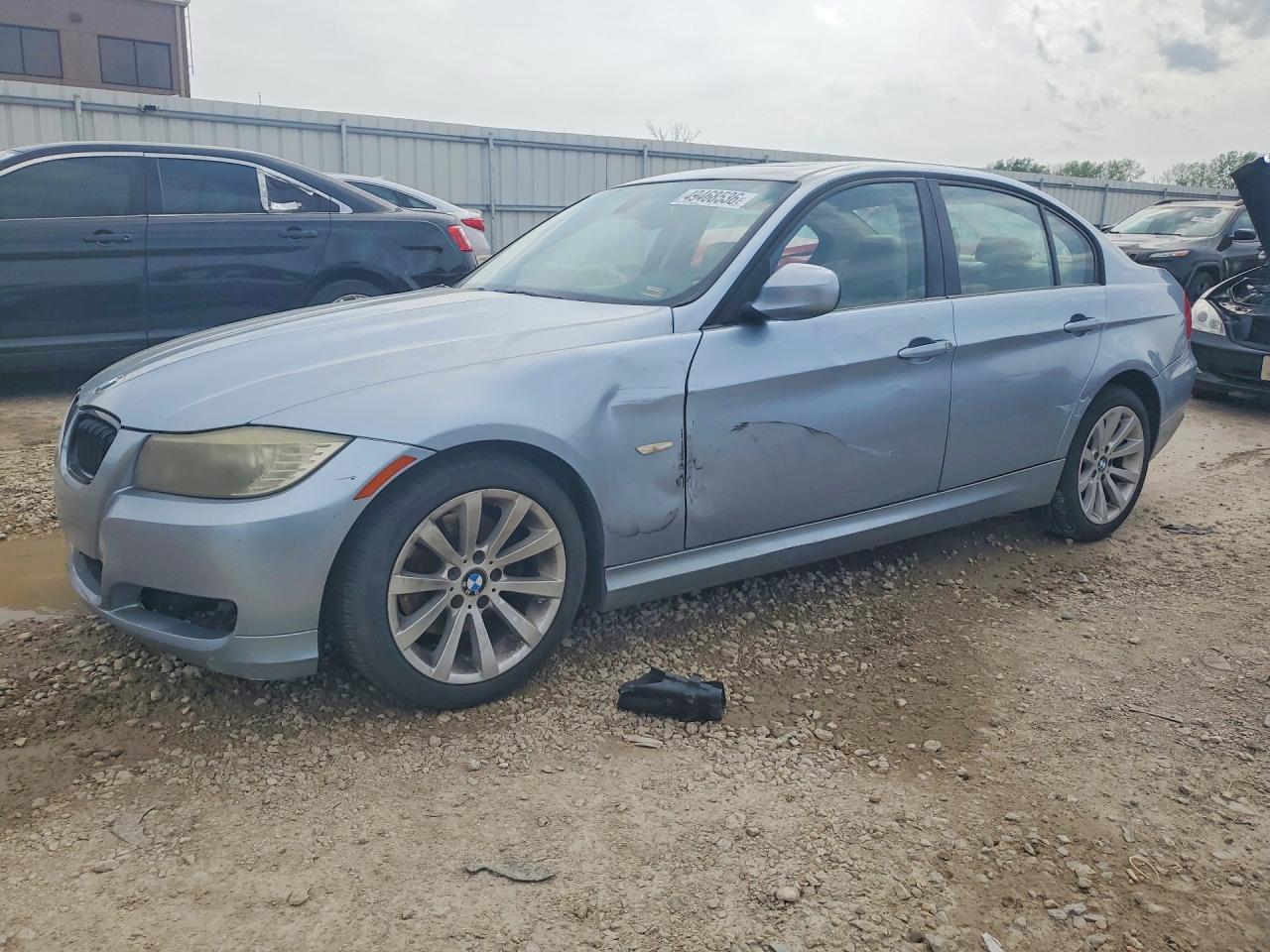 BMW 328 2011