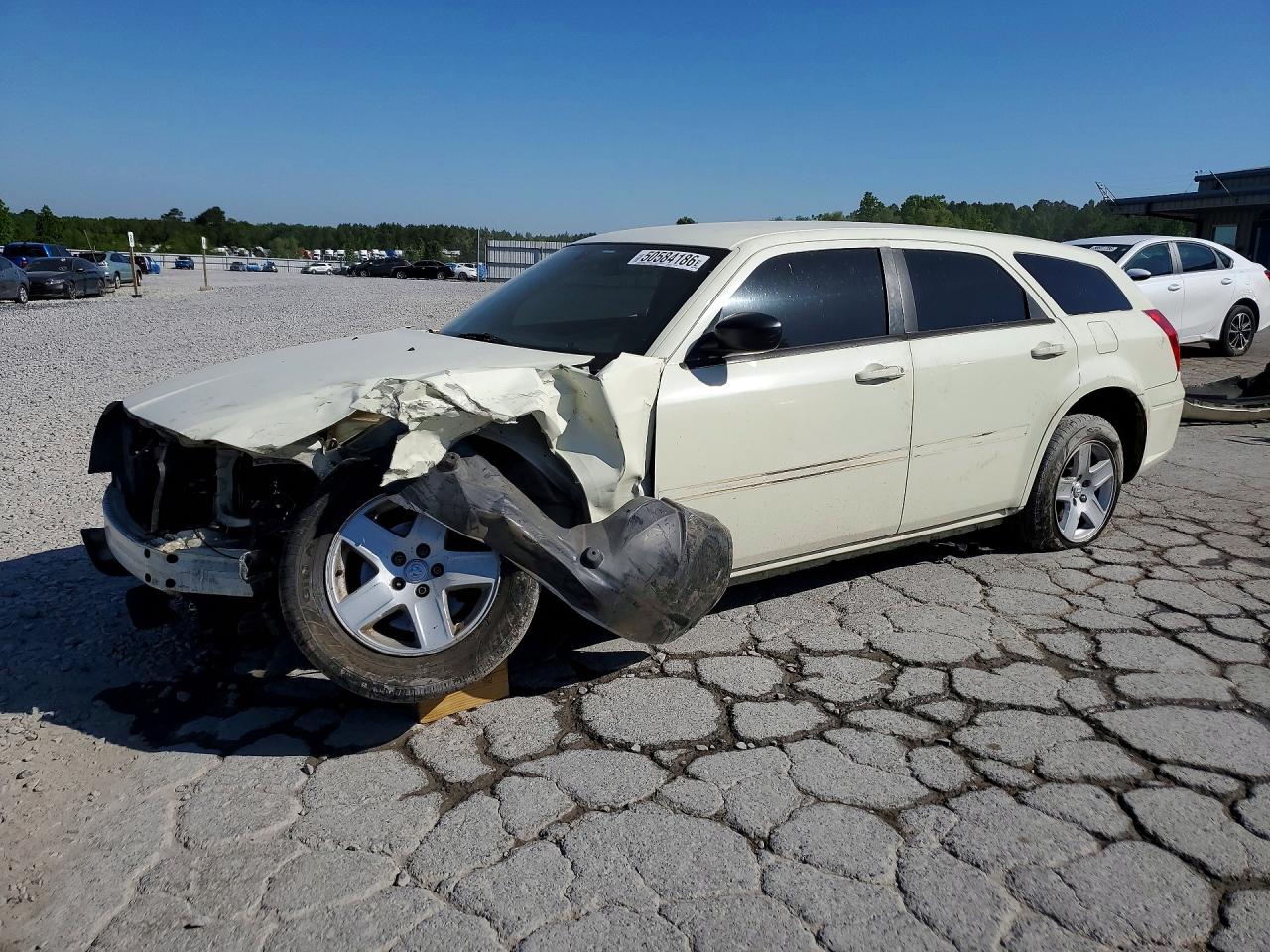 DODGE MAGNUM 2005