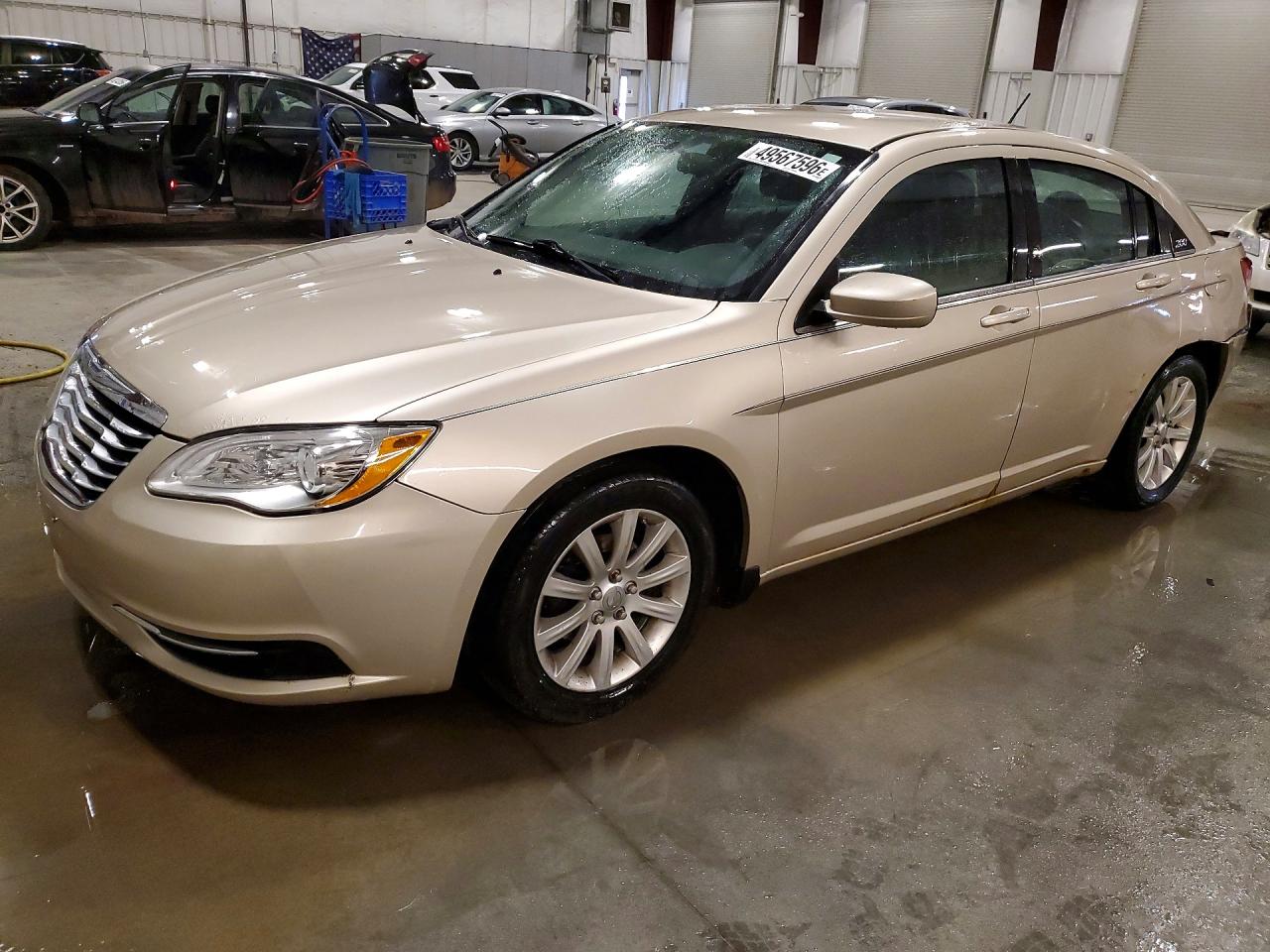 CHRYSLER 200 2014