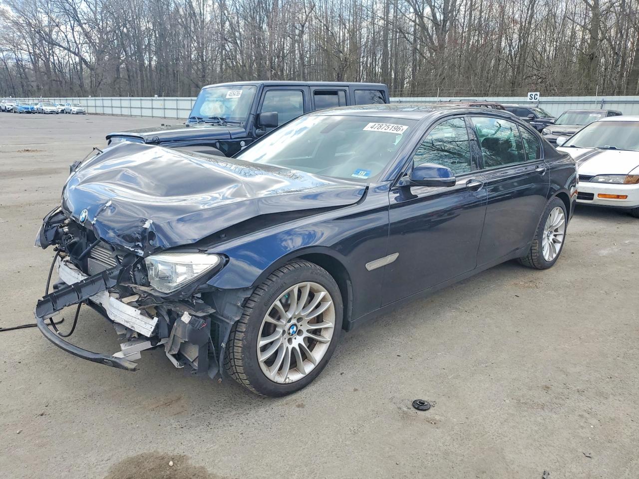 BMW 750 2014