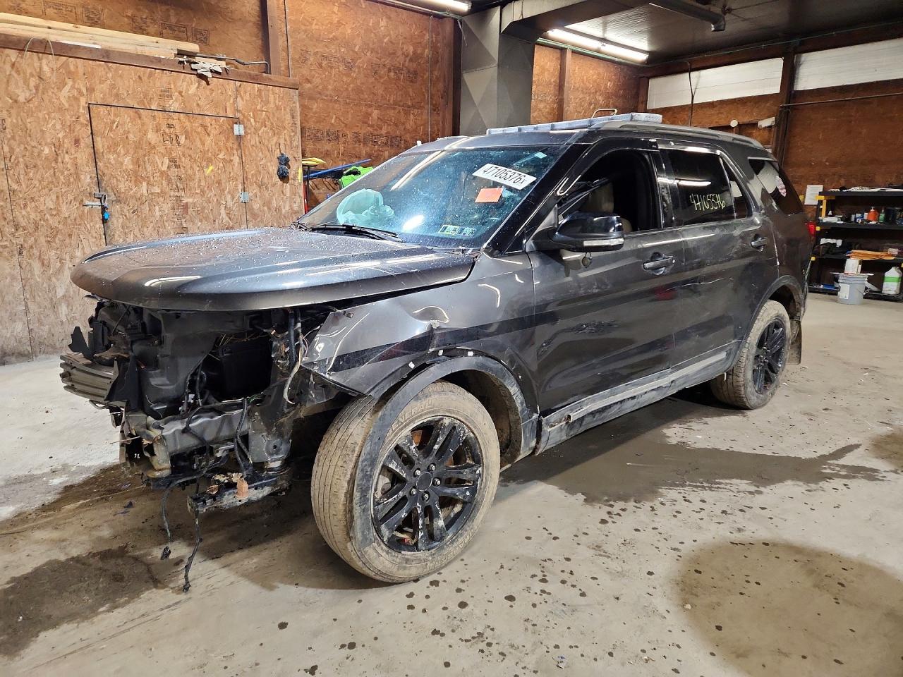 FORD EXPLORER 2018