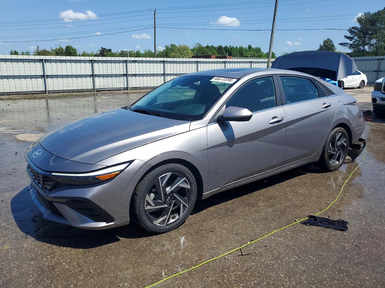 HYUNDAI ELANTRA 2024