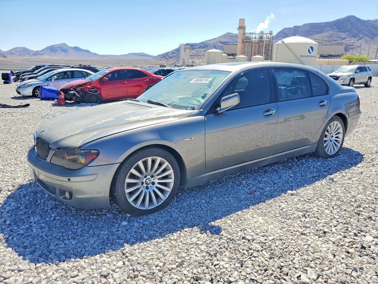 BMW 750 2007