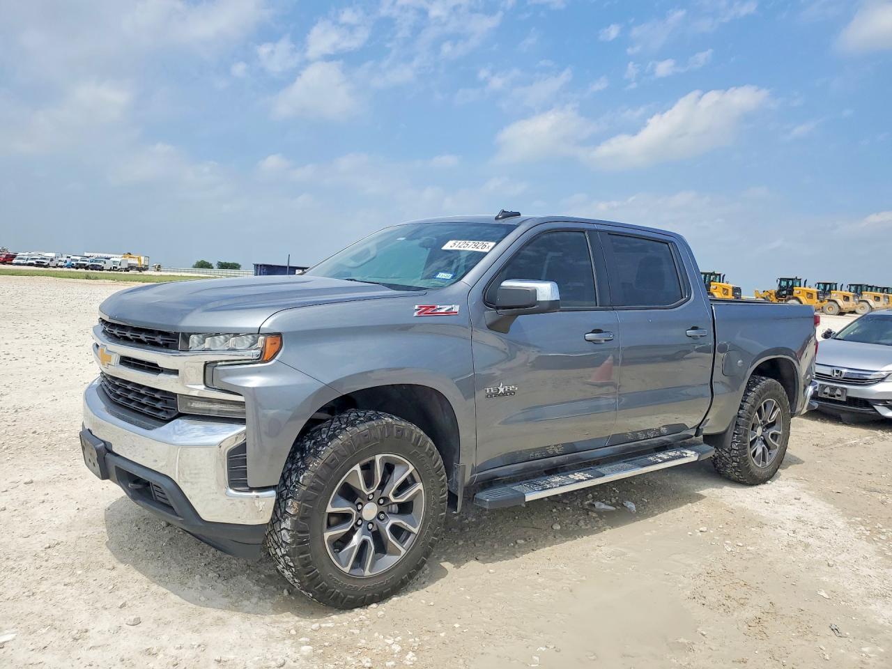CHEVROLET SILVERADO 2021