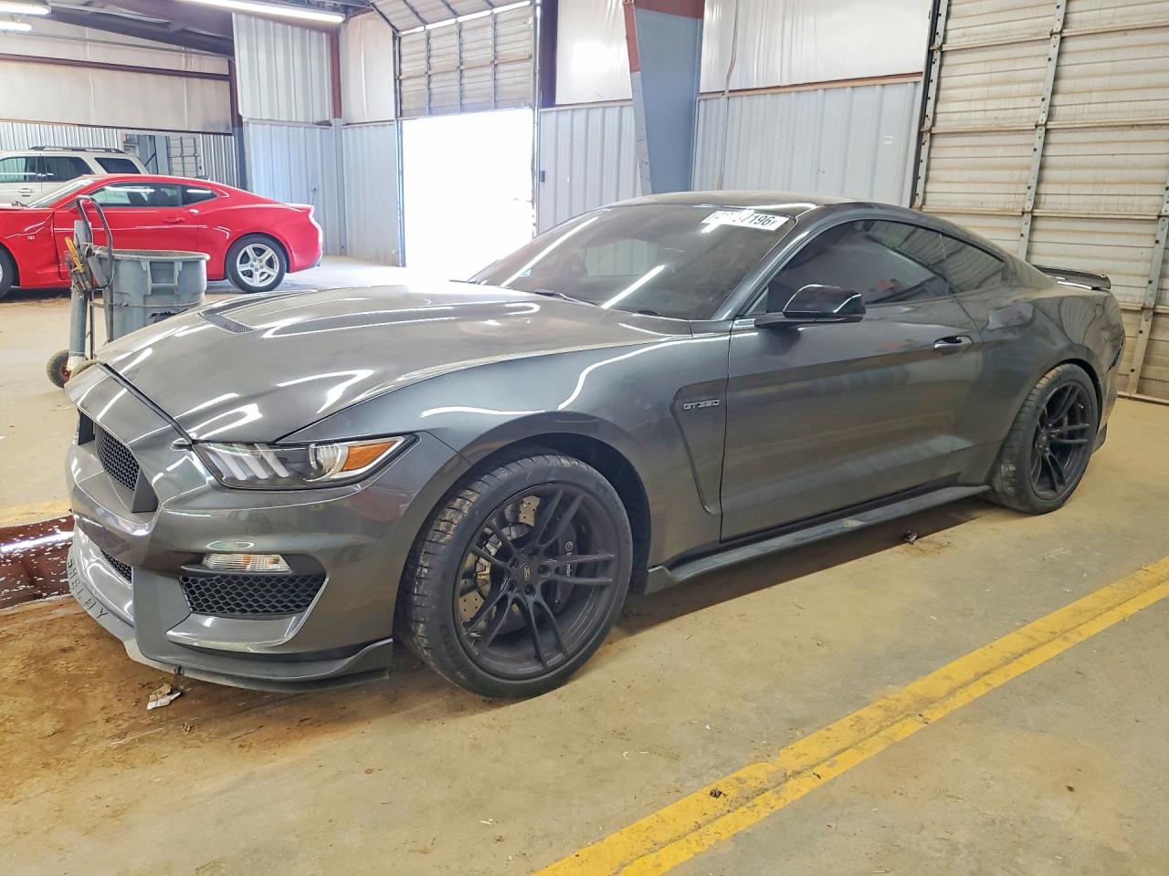 FORD MUSTANG 2018