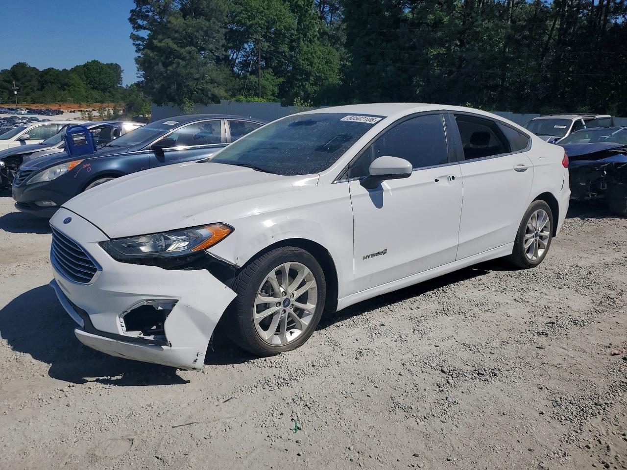 FORD FUSION 2019