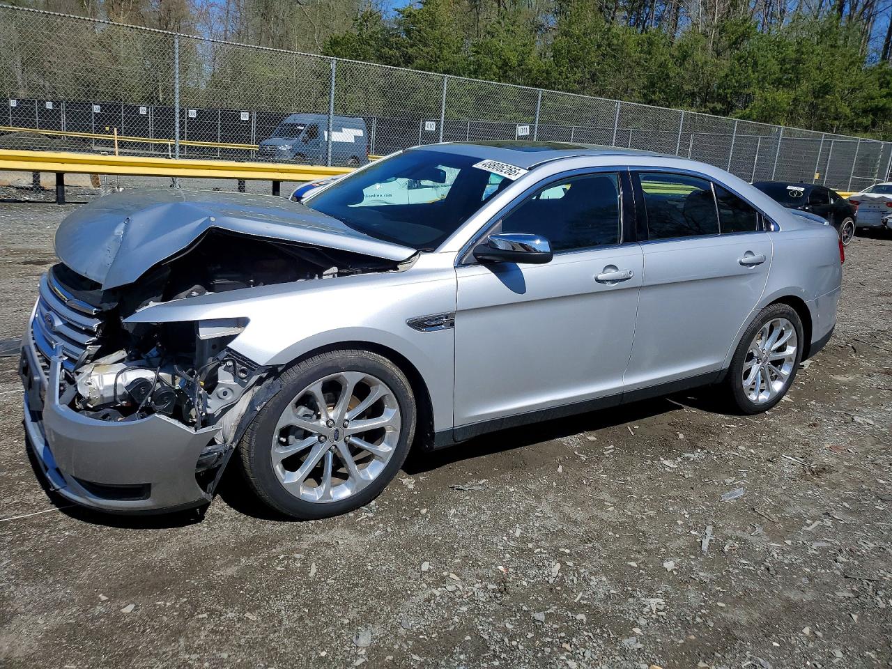FORD TAURUS 2017