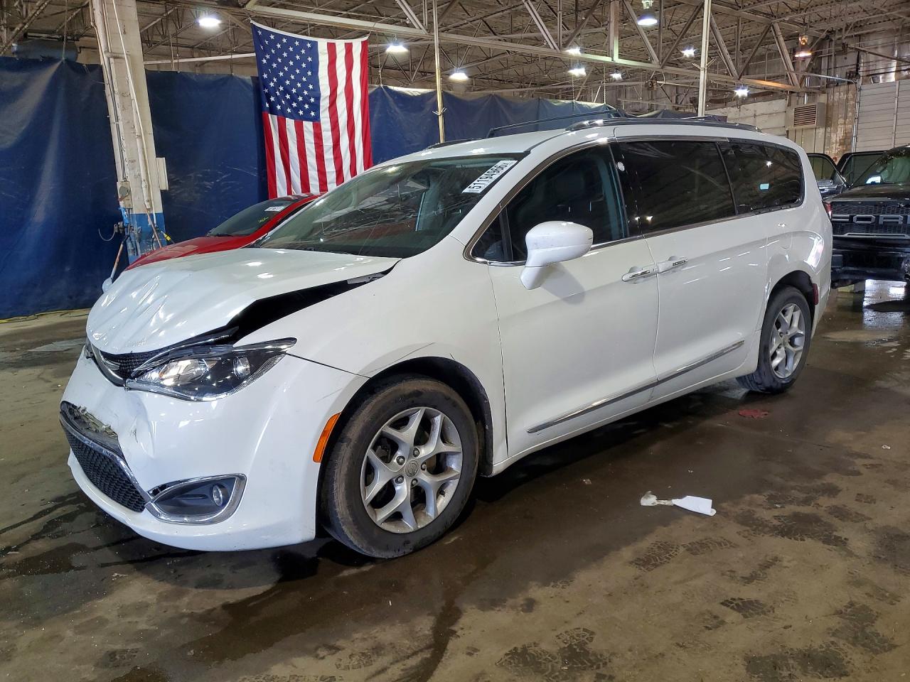 CHRYSLER PACIFICA 2017