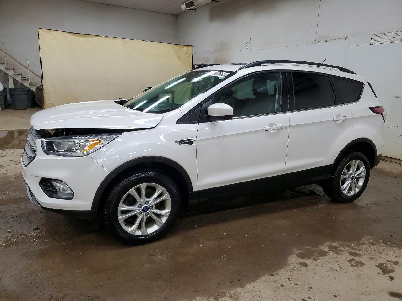 FORD ESCAPE 2018