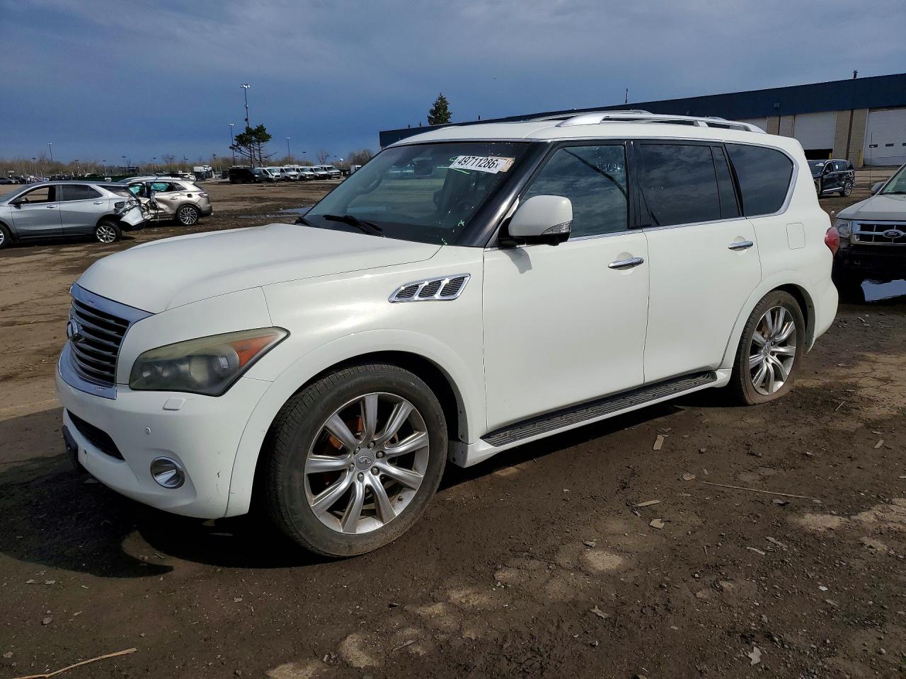 INFINITI QX56 2013