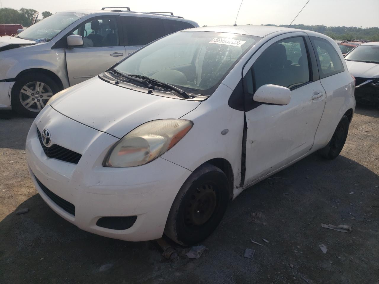 TOYOTA YARIS 2011