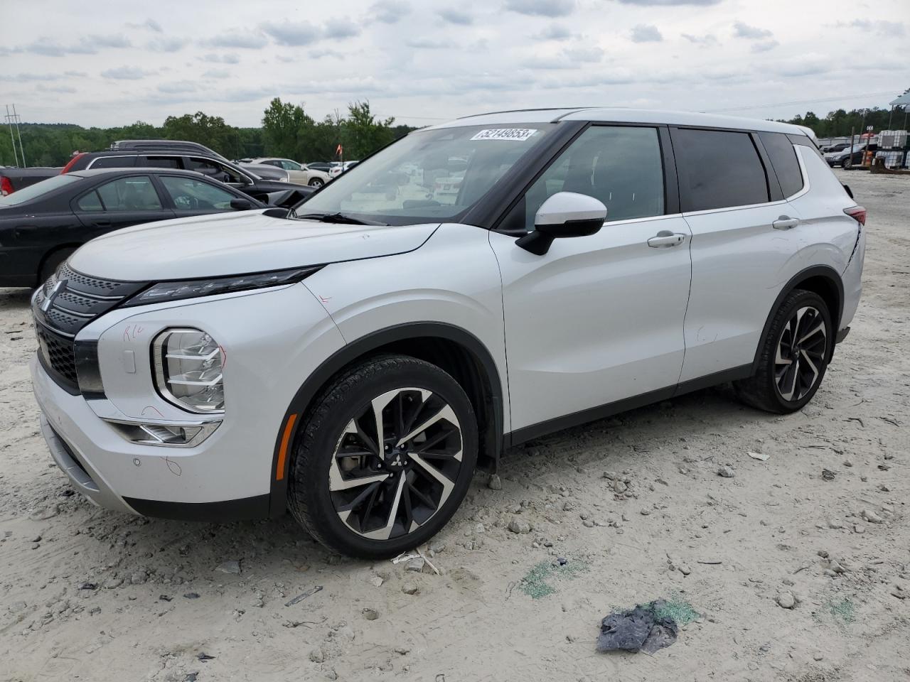 MITSUBISHI OUTLANDER 2022