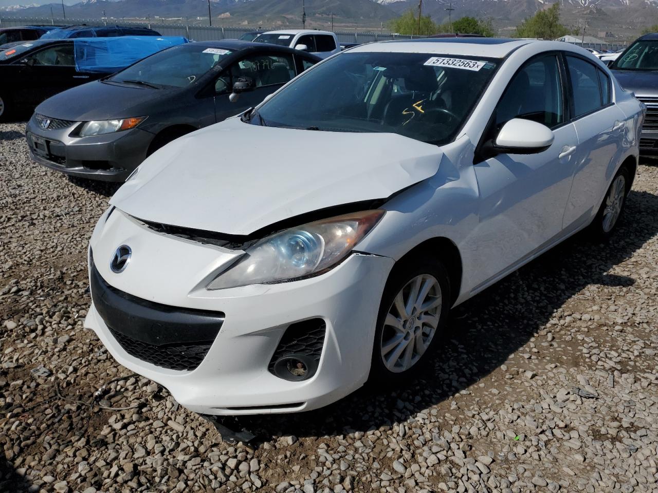 MAZDA 3 2012