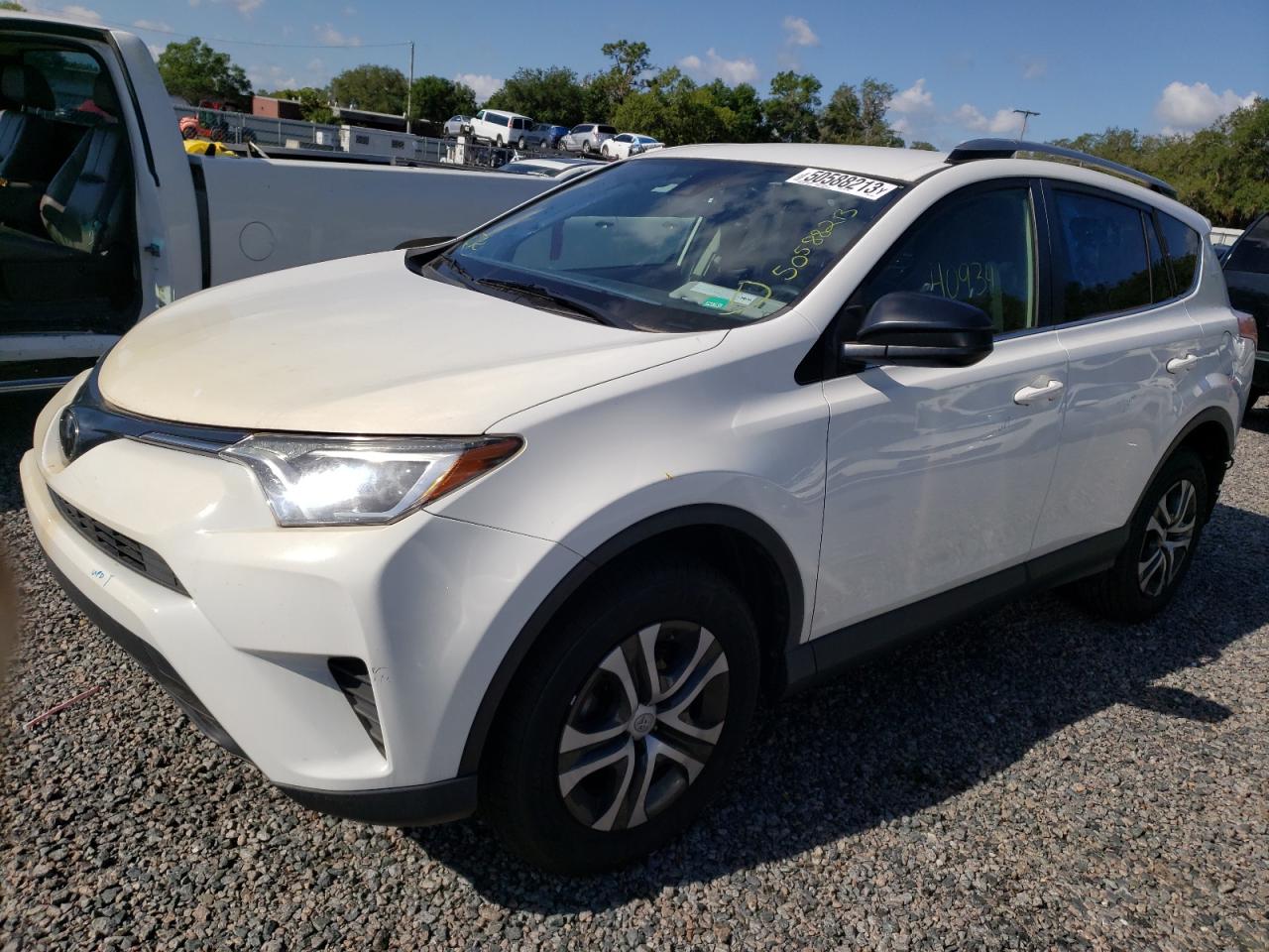 TOYOTA RAV4 LE 2018