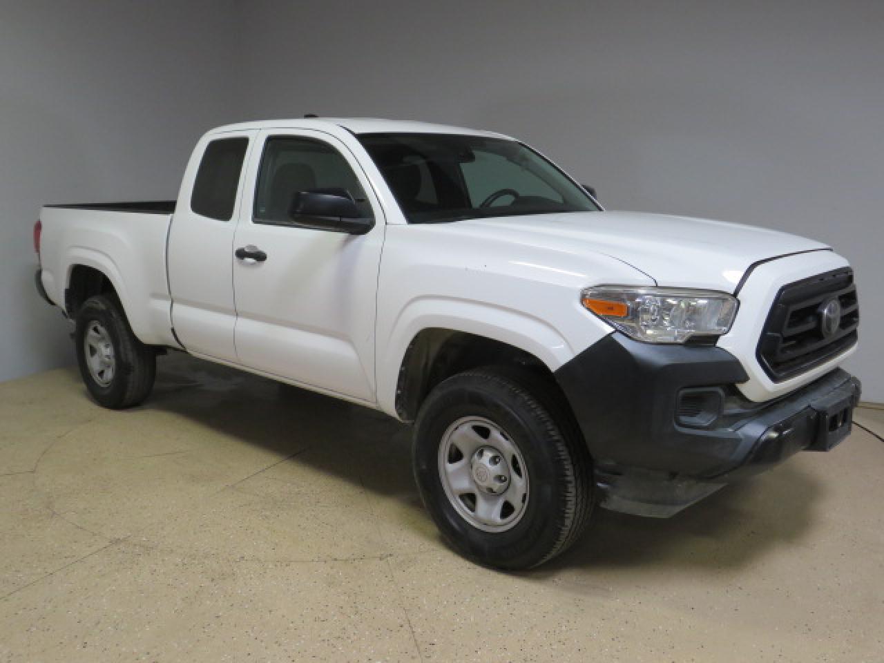 TOYOTA TACOMA ACC 2020