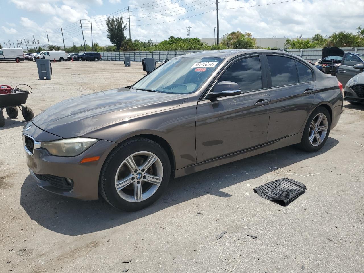 BMW 320 2015