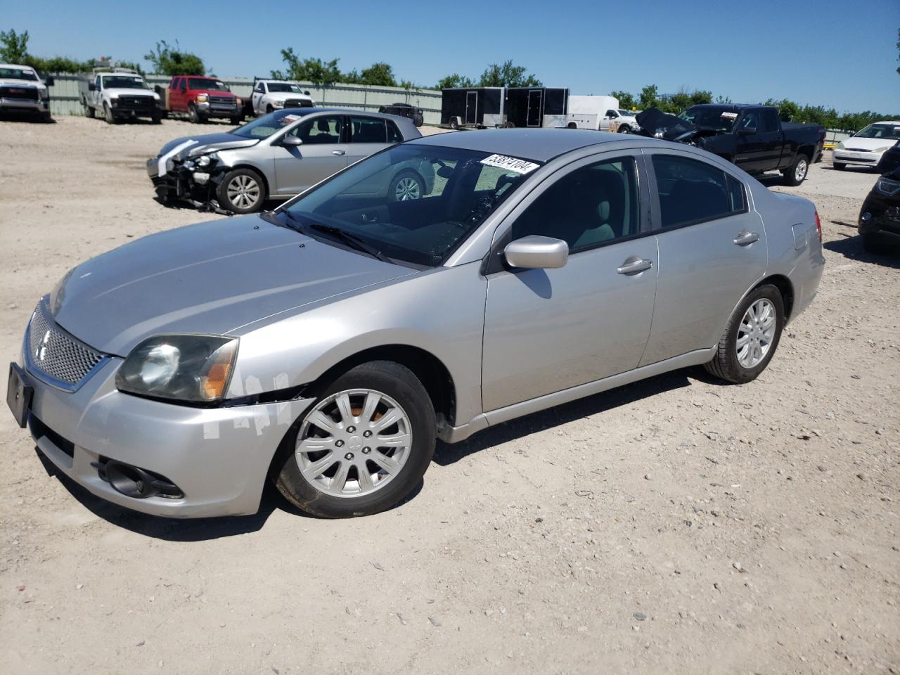 MITSUBISHI GALANT FE 2011