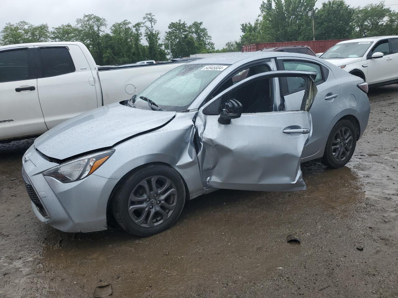 TOYOTA YARIS L 2020