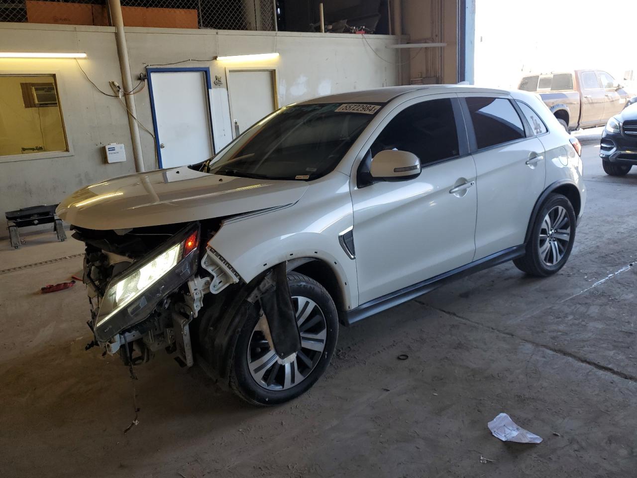 MITSUBISHI OUTLANDER 2020