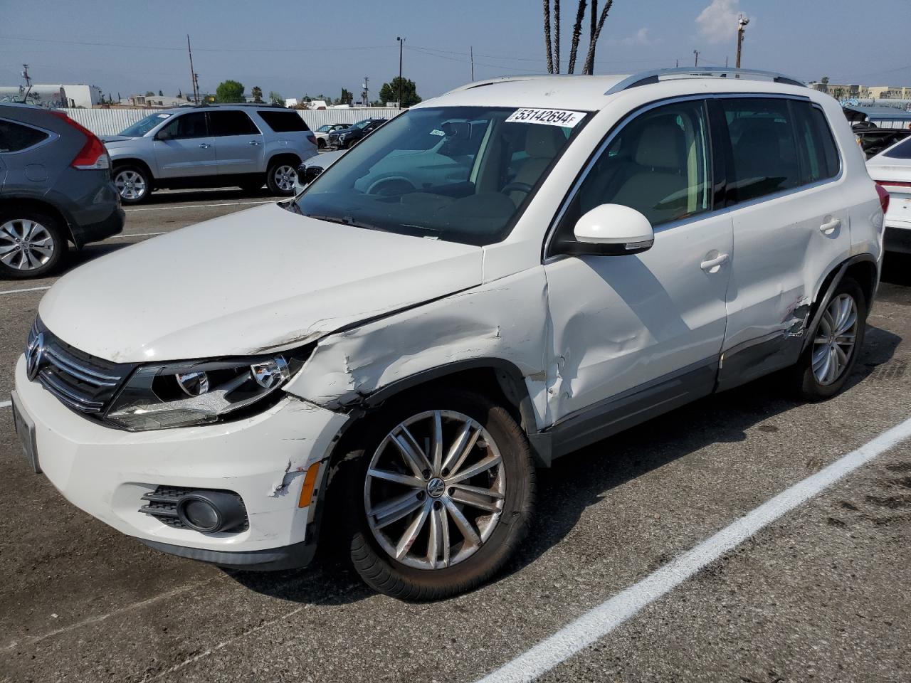 VOLKSWAGEN TIGUAN 2012
