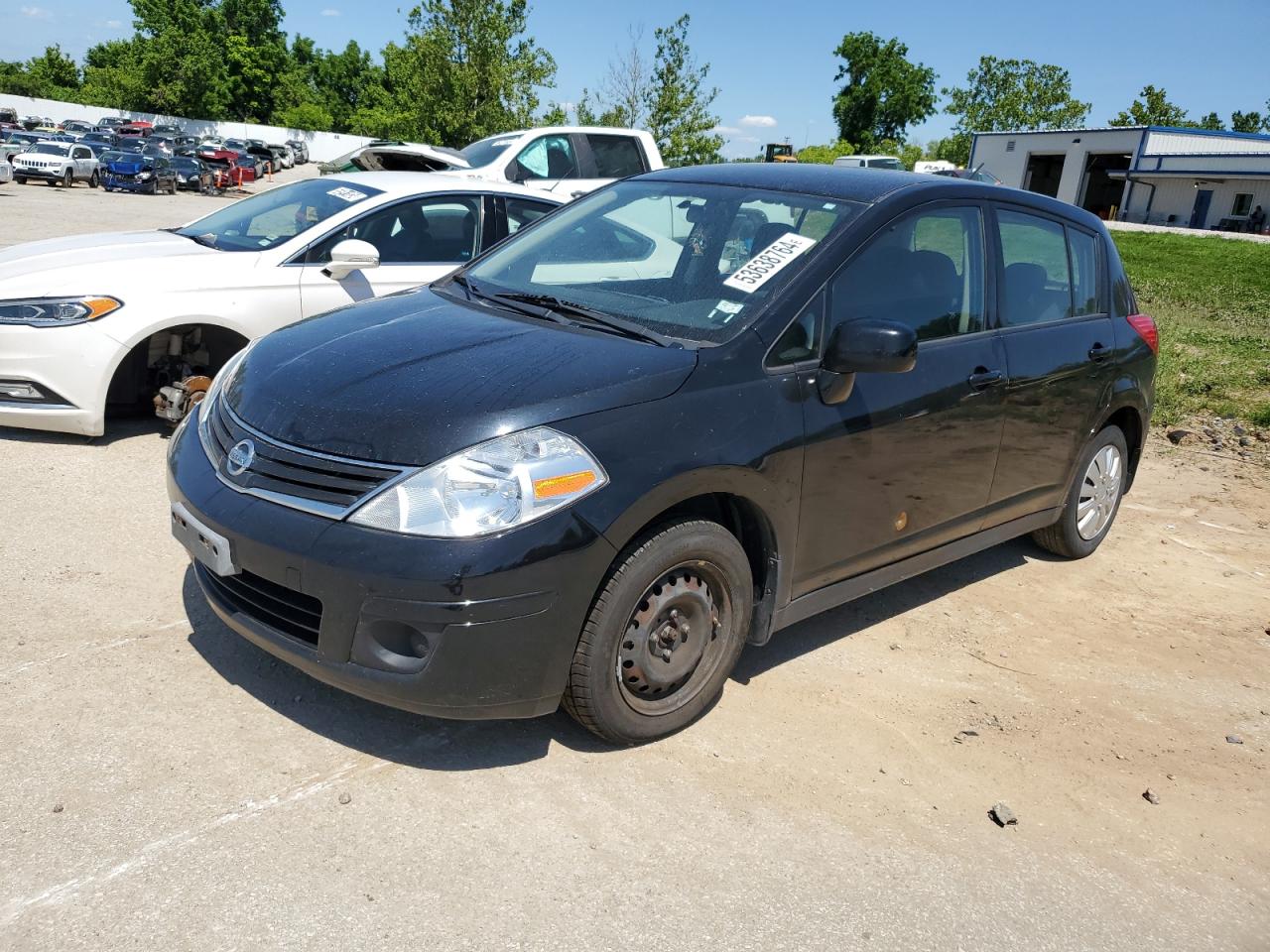 NISSAN VERSA S 2010