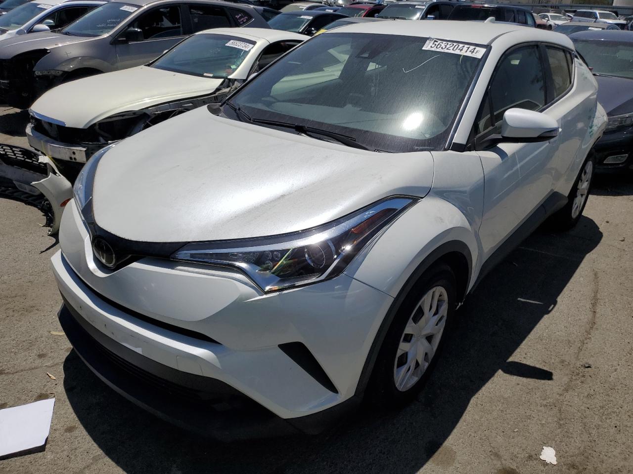 TOYOTA C-HR XLE 2019