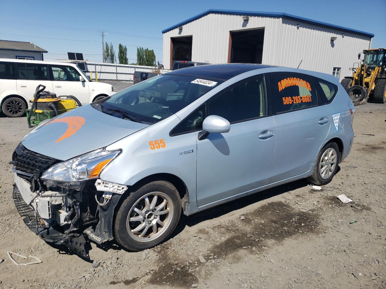 TOYOTA PRIUS V 2014