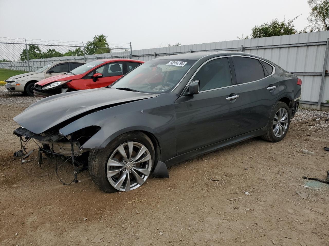 INFINITI M37 2011