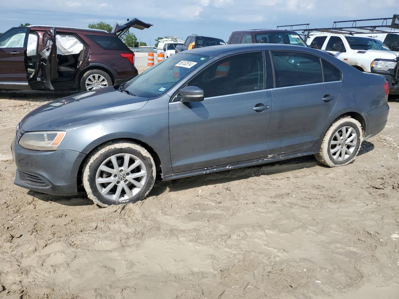 VOLKSWAGEN JETTA SE 2013