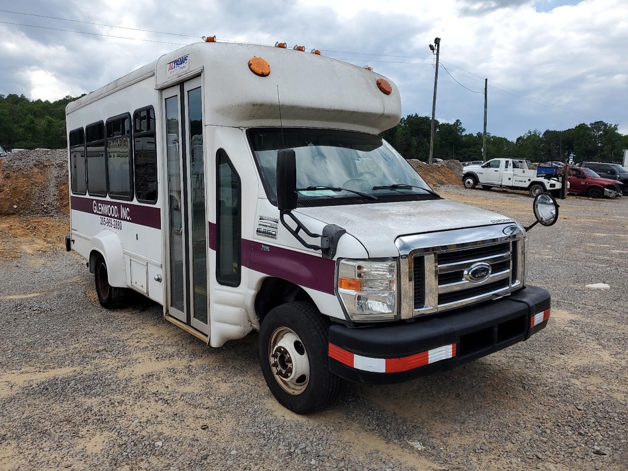 FORD Econoline 2012