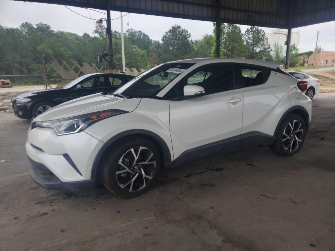 TOYOTA C-HR XLE 2018
