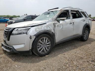 Nissan Pathfinder 2024