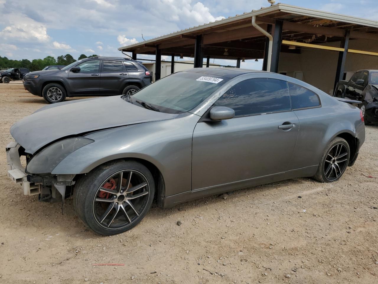INFINITI G35 2005