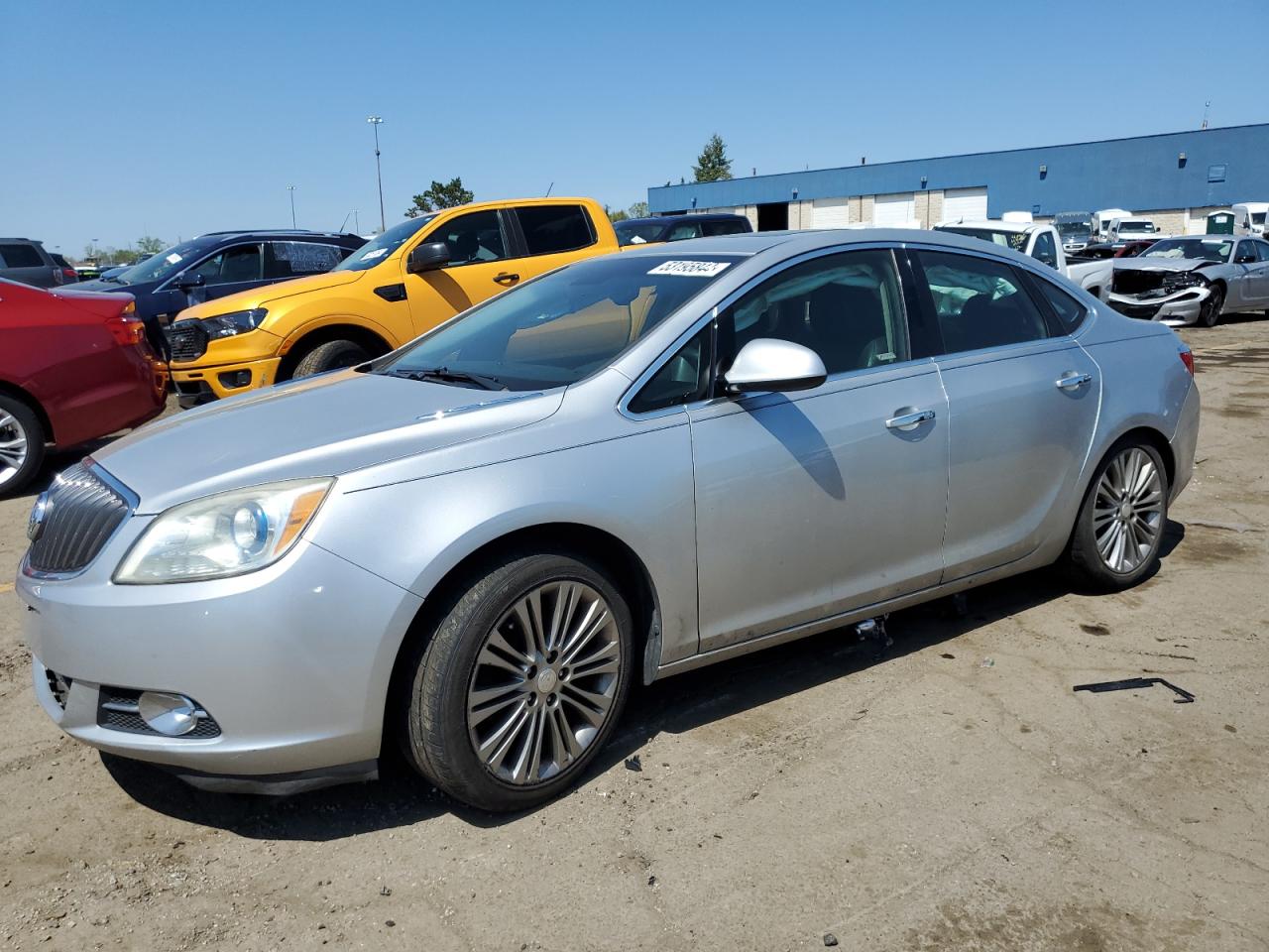 BUICK VERANO 2012