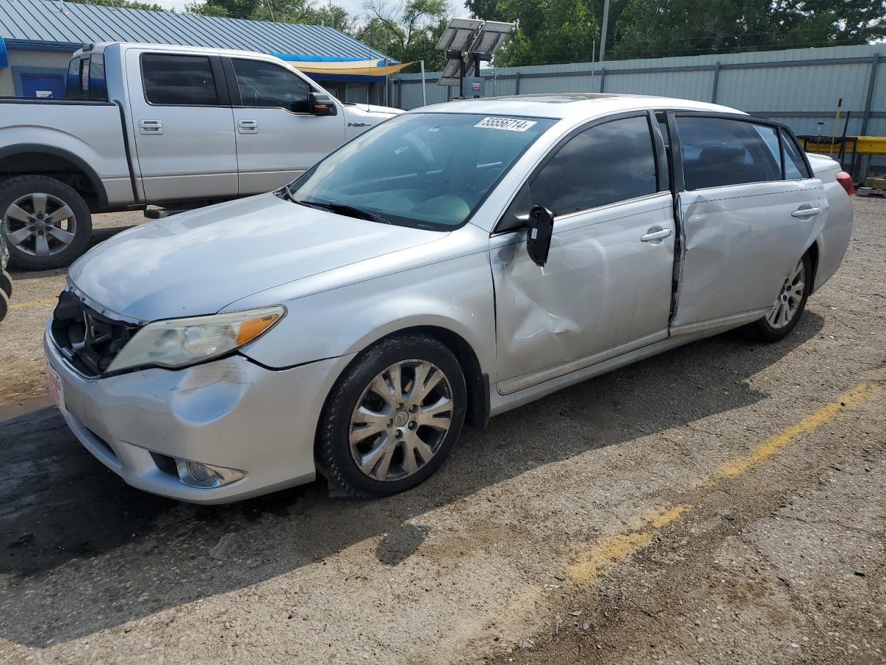 TOYOTA AVALON BAS 2011