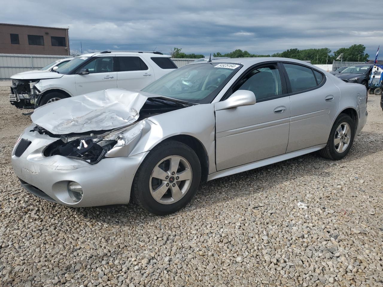 PONTIAC GRAND PRIX 2005