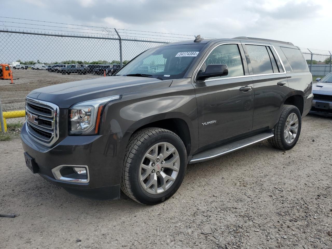 GMC YUKON SLE 2019