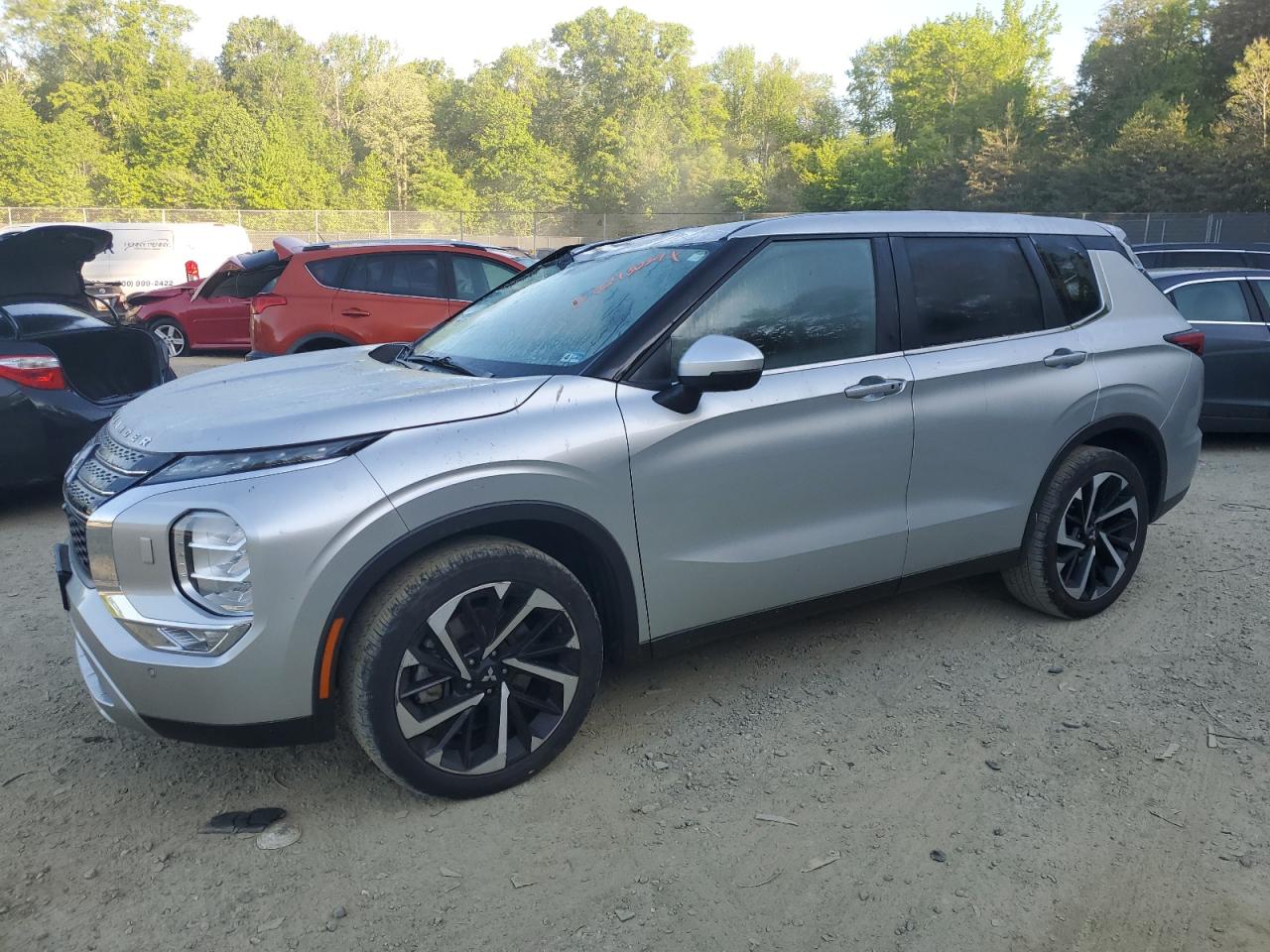 MITSUBISHI OUTLANDER 2022