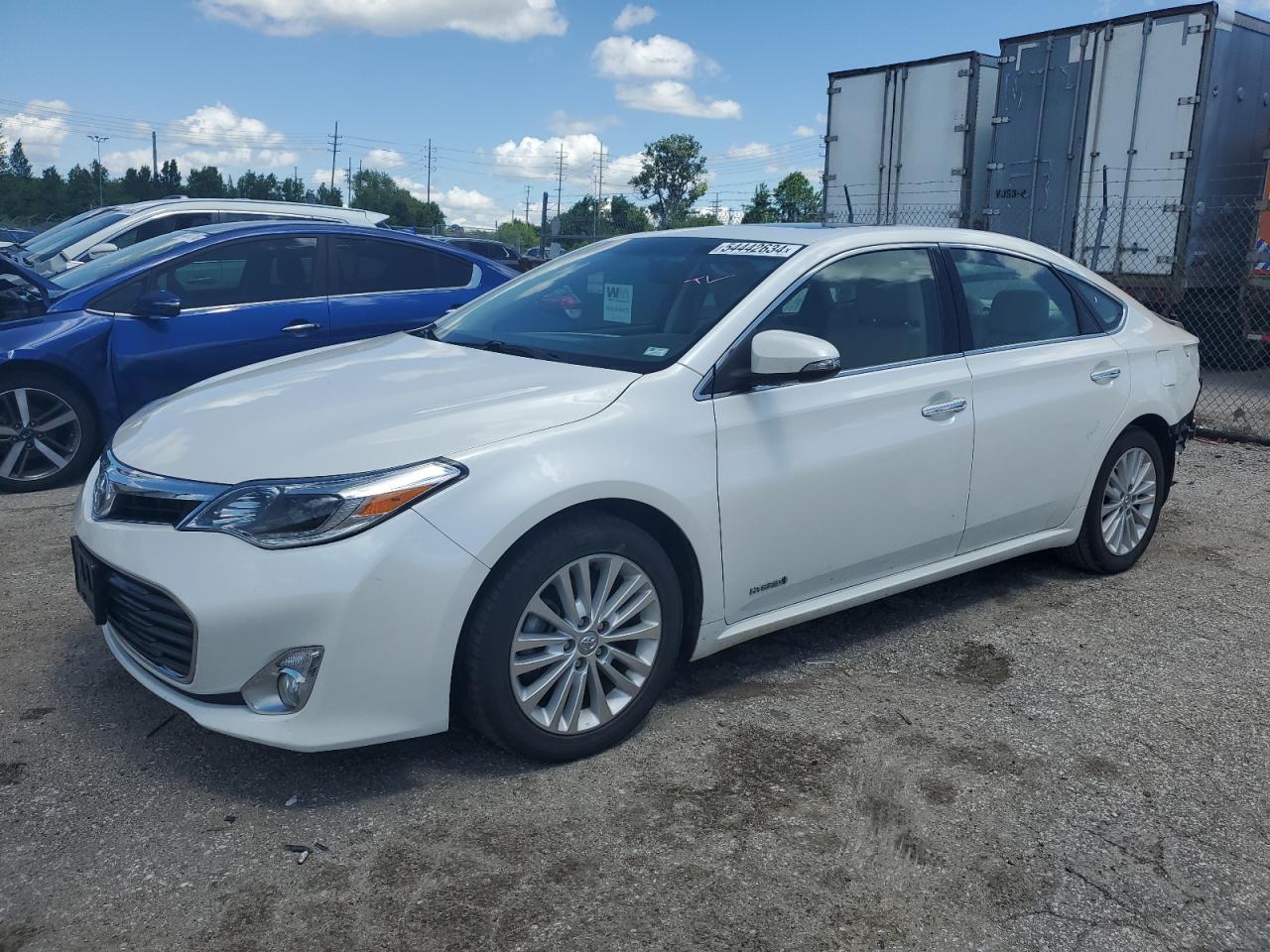 TOYOTA AVALON HYB 2015