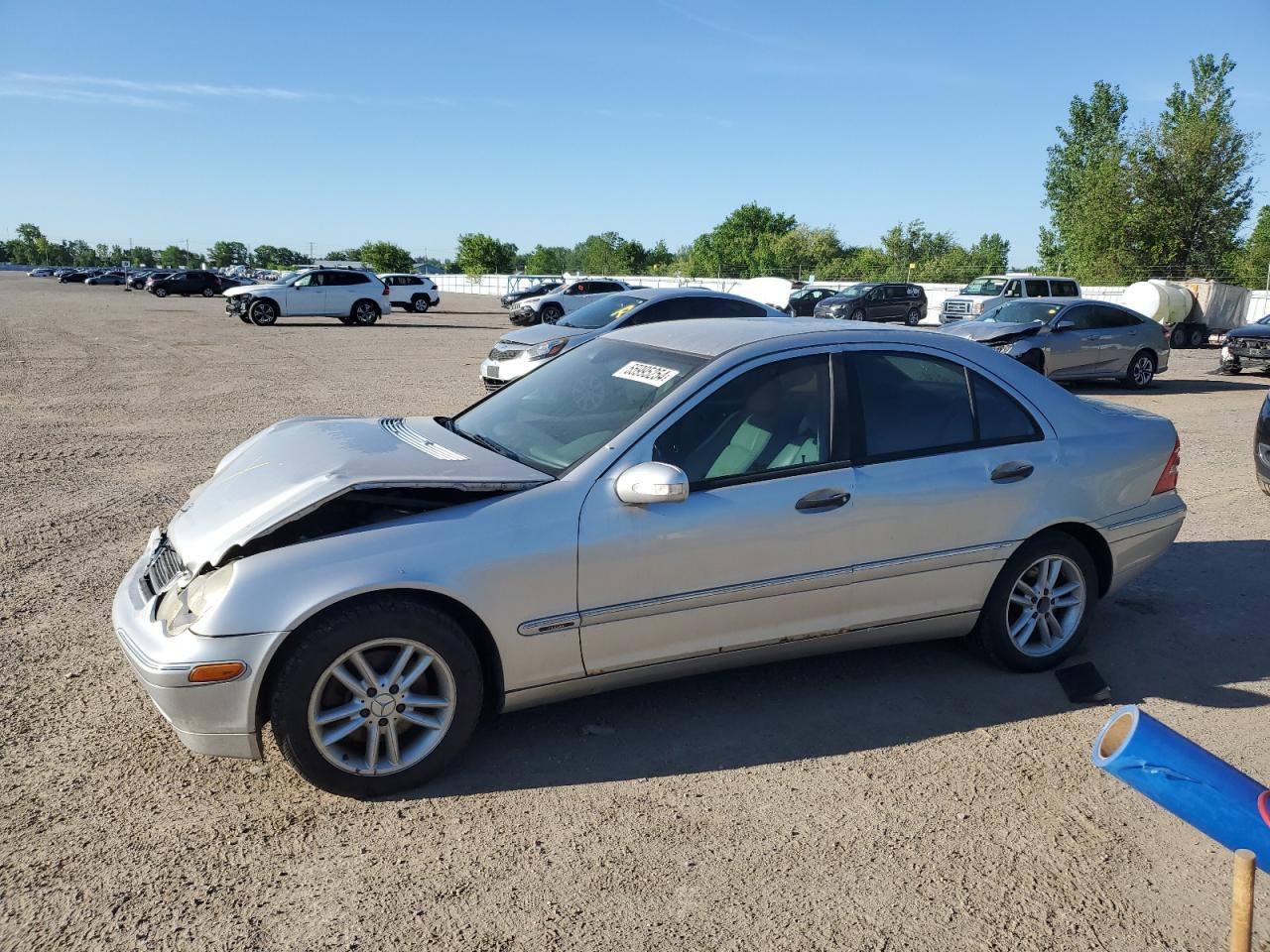 MERCEDES-BENZ C-CLASS 2004