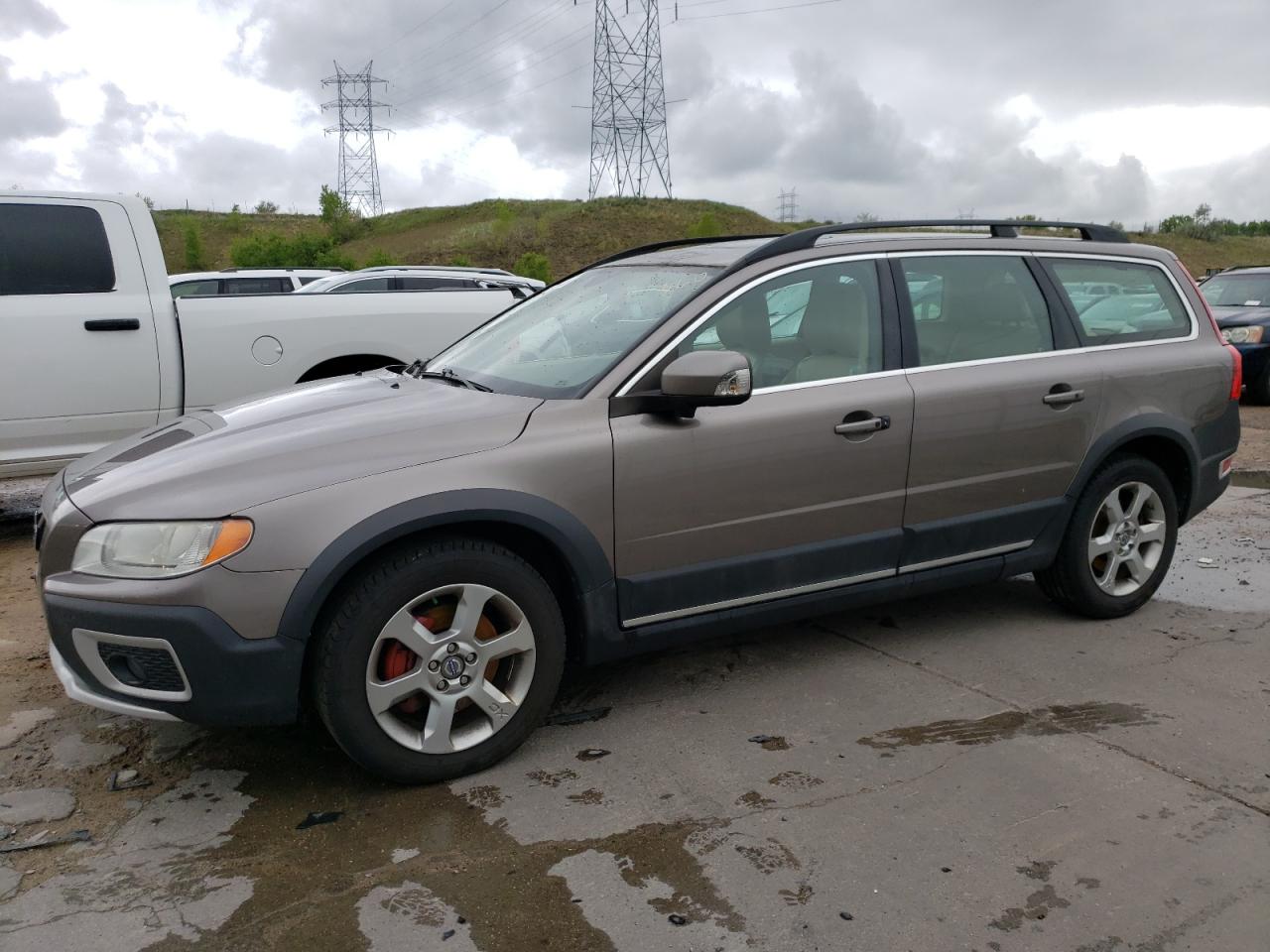 VOLVO XC70 3.2 2011
